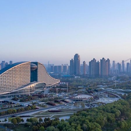 Intercontinental Wuhan By Ihg - Yangtze River View المظهر الخارجي الصورة